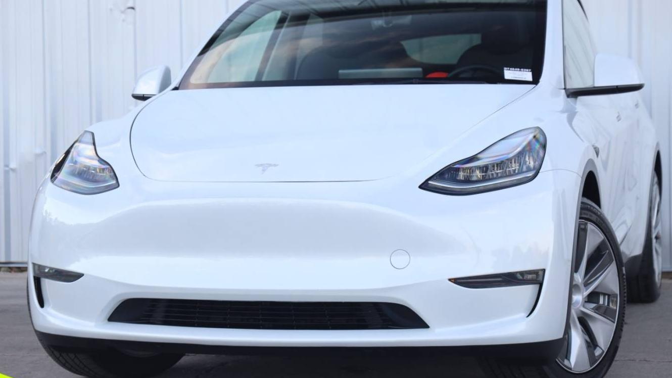 TESLA MODEL Y 2023 7SAYGDEE7PA074649 image